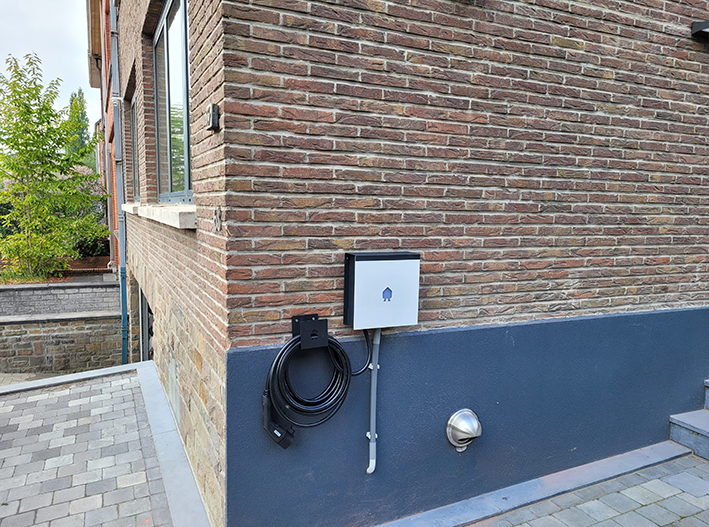 AD PLUG srl — Foto’s 4
